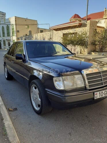 Mercedes E 260 1991, 419,825 km - 2.6 l - Bakı
