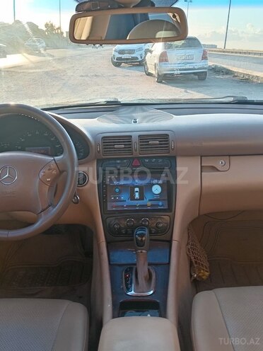 Mercedes C 240 2002, 165,200 km - 2.6 л - Bakı
