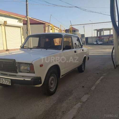 LADA (VAZ) 2107 2003, 38,900 km - 1.6 l - Horadiz