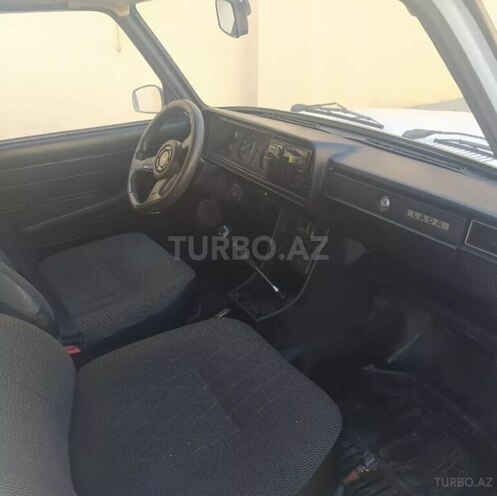 LADA (VAZ) 2107 2003, 38,900 km - 1.6 l - Horadiz