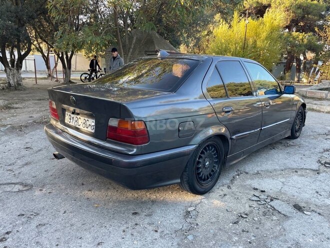 BMW 318 1993, 396,000 km - 1.8 l - Sumqayıt