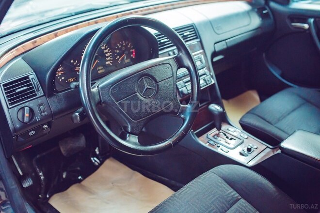 Mercedes C 240 1998, 306,000 km - 2.4 l - Gəncə