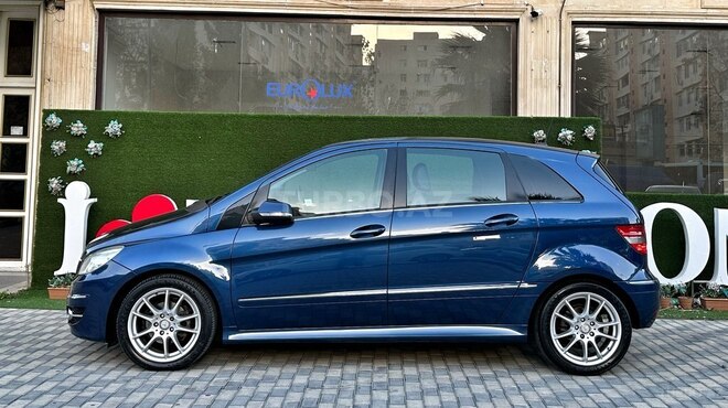 Mercedes B 170 2008, 110,000 km - 1.7 л - Bakı