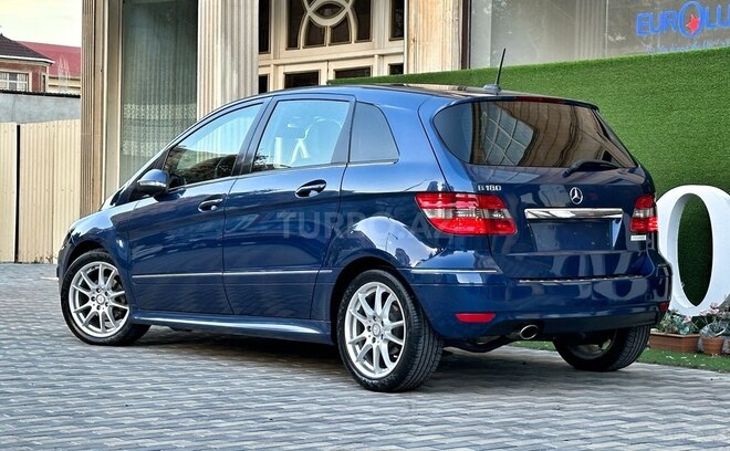 Mercedes B 170 2008, 110,000 km - 1.7 л - Bakı