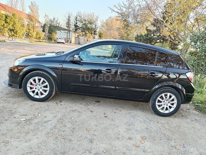 Opel Astra 2005, 260,000 km - 1.3 l - Salyan