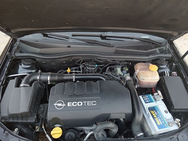 Opel Astra 2005, 260,000 km - 1.3 l - Salyan