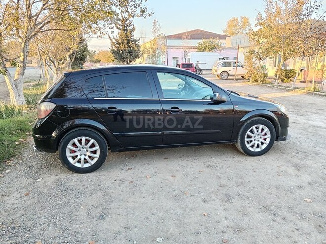 Opel Astra 2005, 260,000 km - 1.3 l - Salyan