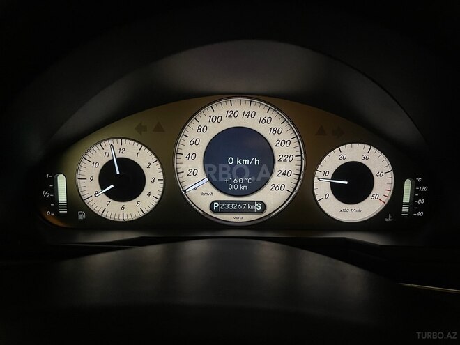 Mercedes E 220 2007, 234,000 km - 2.2 l - Bakı