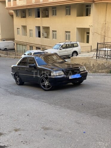 Mercedes C 220 1993, 42,442 km - 2.2 l - Bakı