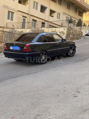 Mercedes C 220 1993, 42,442 km - 2.2 l - Bakı
