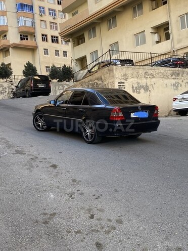Mercedes C 220 1993, 42,442 km - 2.2 l - Bakı