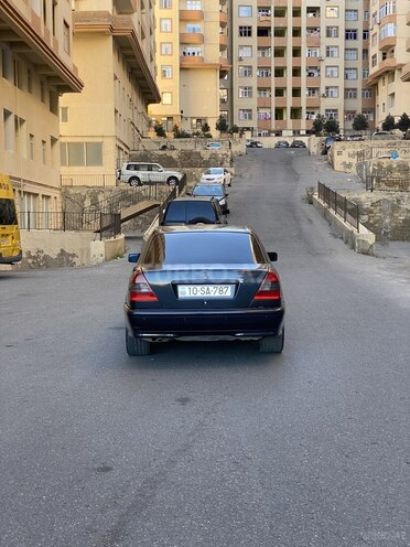 Mercedes C 220 1993, 42,442 km - 2.2 l - Bakı