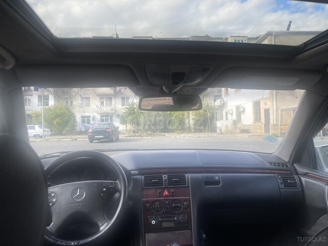 Mercedes E 220 2000, 367,416 km - 2.2 l - Bakı