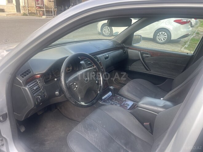 Mercedes E 220 2000, 367,416 km - 2.2 l - Bakı