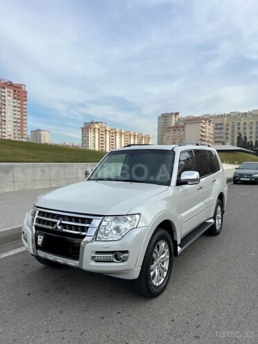 Mitsubishi Pajero 2016, 94,000 km - 3.0 л - Bakı