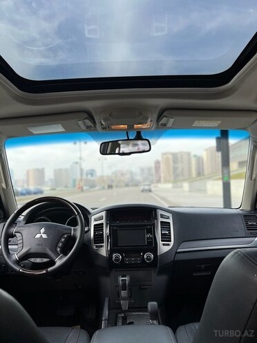 Mitsubishi Pajero 2016, 94,000 km - 3.0 л - Bakı