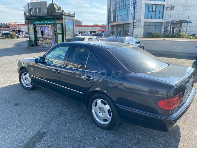 Mercedes E 200 1996, 490,000 km - 2.0 л - Bakı