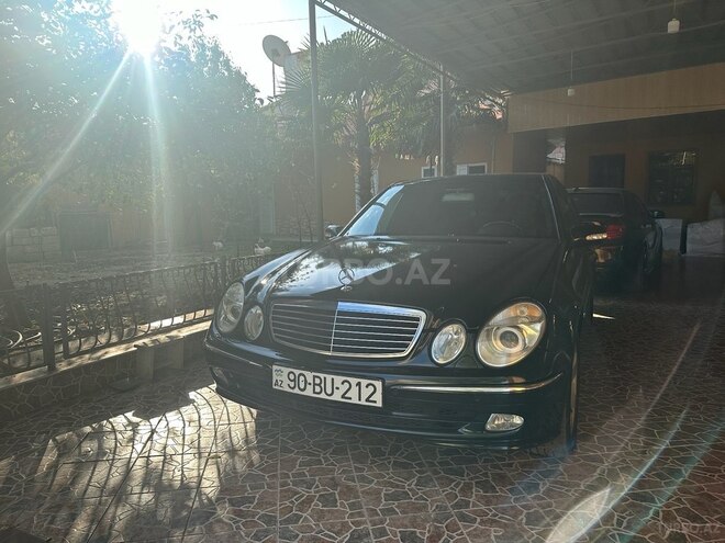 Mercedes E 240 2002, 384,000 km - 2.4 l - Salyan