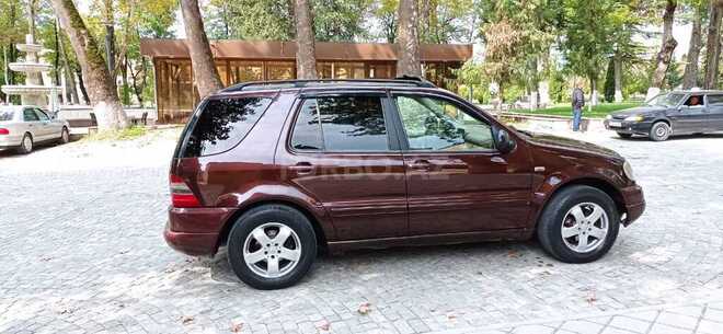 Mercedes ML 270 2001, 312,562 km - 2.7 l - Xırdalan