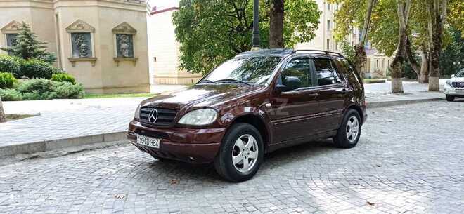 Mercedes ML 270 2001, 312,562 km - 2.7 l - Xırdalan