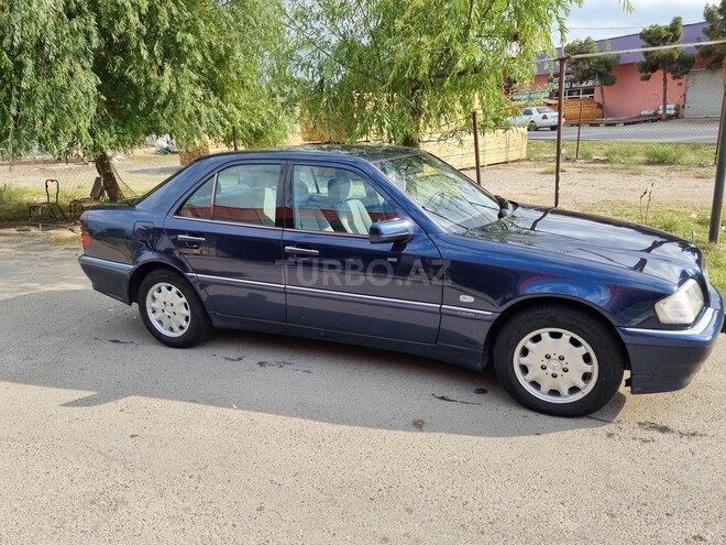 Mercedes C 180 2000, 342,000 km - 1.8 л - Şəmkir