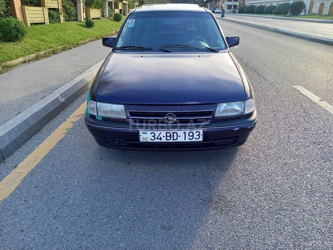 Opel Astra 1995, 350,000 km - 1.6 l - Bakı