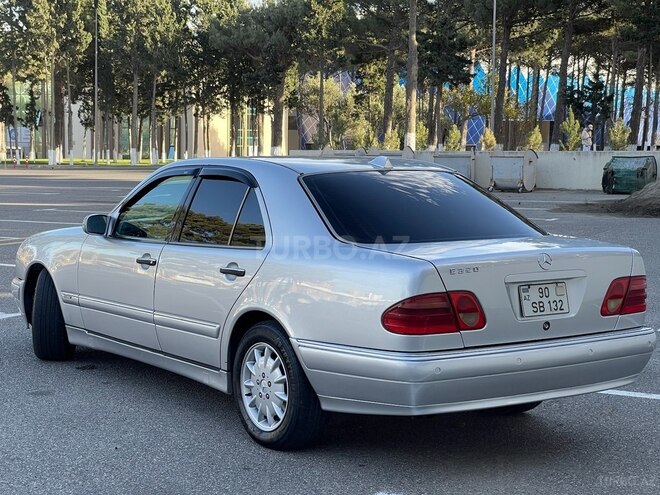 Mercedes E 320 1999, 231,964 km - 3.2 l - Sumqayıt