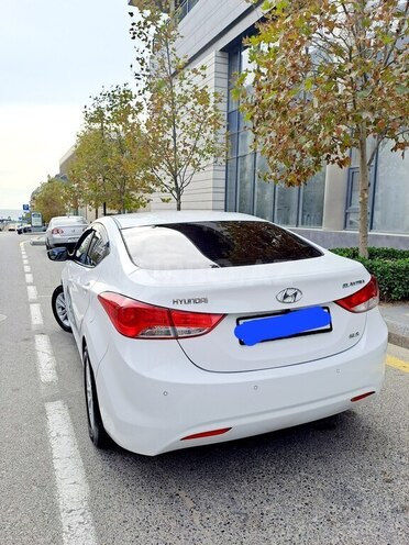 Hyundai Elantra 2011, 299,500 km - 1.8 l - Bakı
