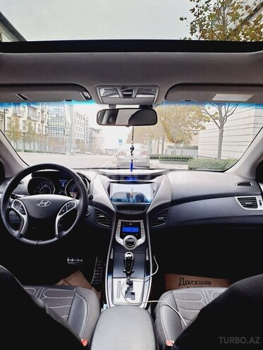 Hyundai Elantra 2011, 299,500 km - 1.8 l - Bakı