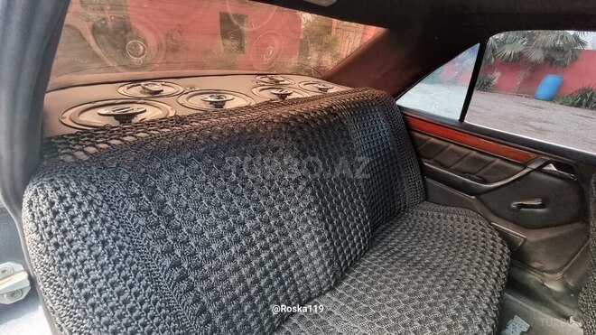 Mercedes E 250 1994, 165,495 km - 2.5 л - Bakı
