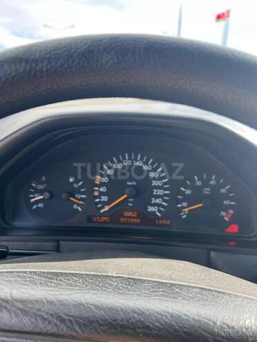 Mercedes E 280 1996, 347,000 km - 2.8 l - Şamaxı