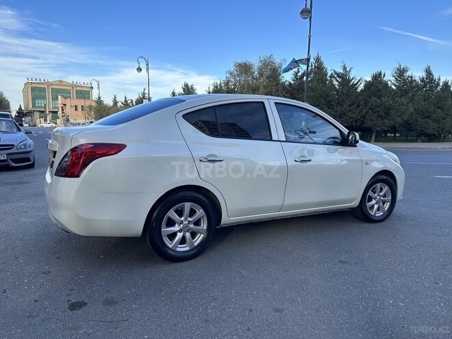 Nissan Sunny 2014, 145,238 km - 1.5 l - Bakı