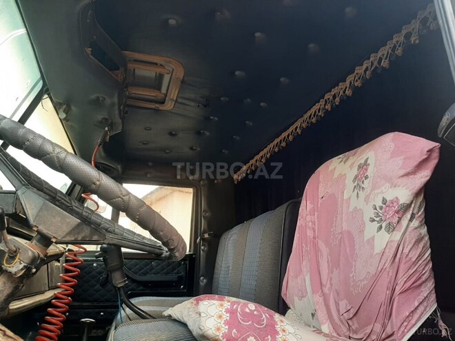 KamAz 5320 1982, 500,000 km - 11.0 l - Salyan