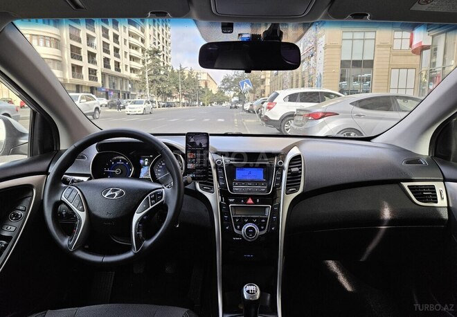 Hyundai i30 2013, 214,400 km - 1.6 л - Bakı
