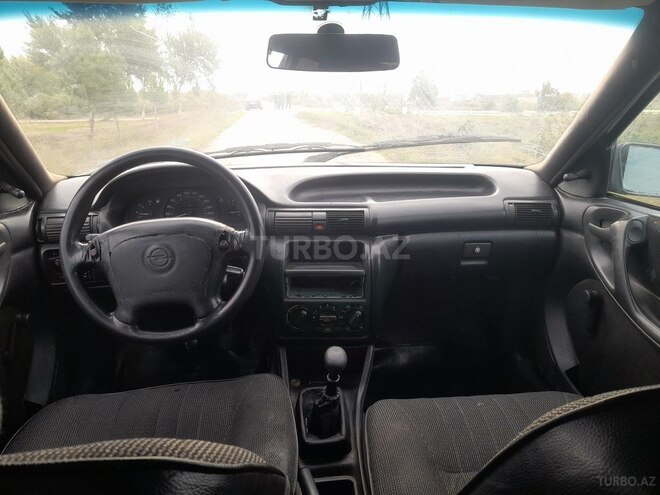 Opel Astra 1995, 198,000 km - 1.7 л - Şirvan