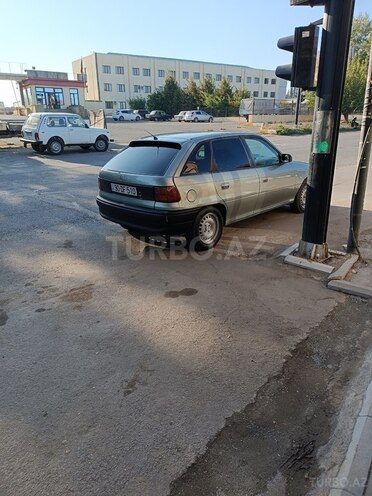 Opel Astra 1995, 525,481 km - 1.6 l - Qazax