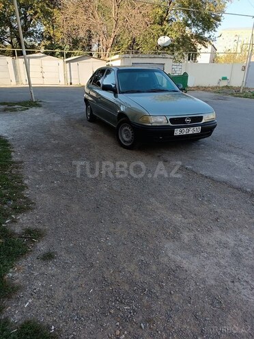 Opel Astra 1995, 525,481 km - 1.6 l - Qazax