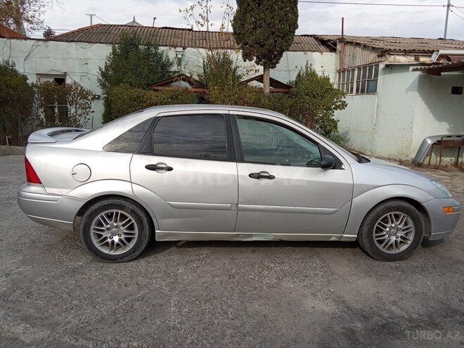 Ford Focus 2002, 555,224 km - 2.0 l - Gəncə