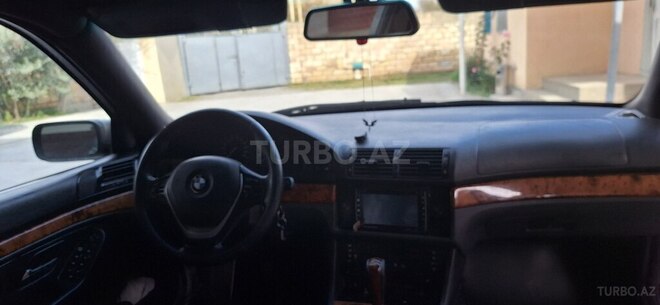 BMW 528 1998, 613,225 km - 2.8 l - Sabirabad