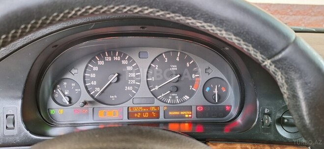 BMW 528 1998, 613,225 km - 2.8 l - Sabirabad