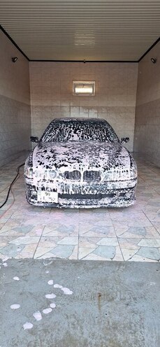 BMW 528 1998, 613,225 km - 2.8 l - Sabirabad