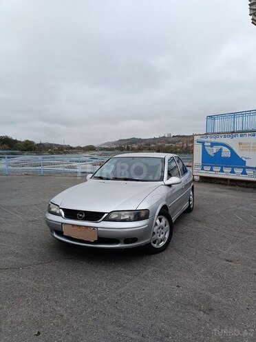 Opel Vectra 1999, 340,521 km - 2.0 л - Quba