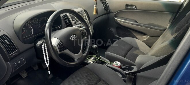 Hyundai i30 2009, 290,000 km - 1.6 l - Yevlax