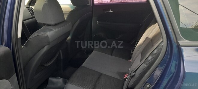 Hyundai i30 2009, 290,000 km - 1.6 l - Yevlax