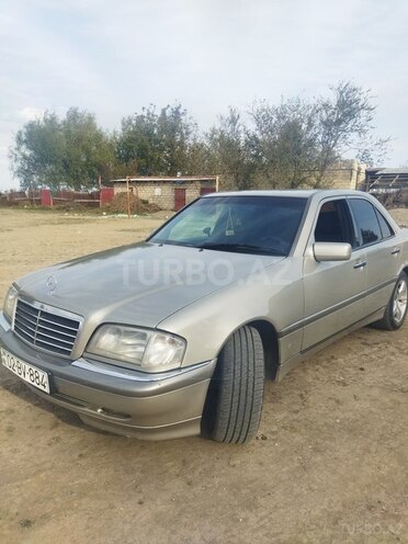 Mercedes C 220 1995, 350,000 km - 2.2 л - Bərdə