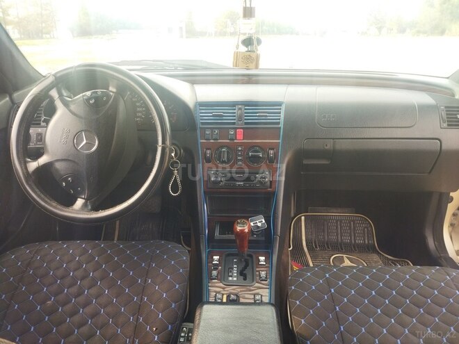 Mercedes C 220 1995, 350,000 km - 2.2 л - Bərdə