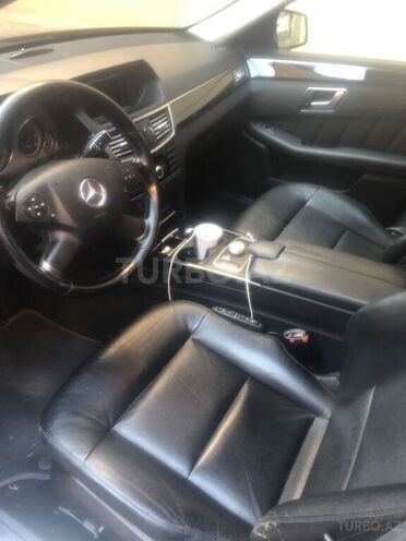Mercedes E 220 2011, 293,000 km - 2.2 l - Bakı