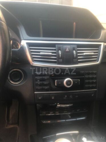 Mercedes E 220 2011, 293,000 km - 2.2 l - Bakı