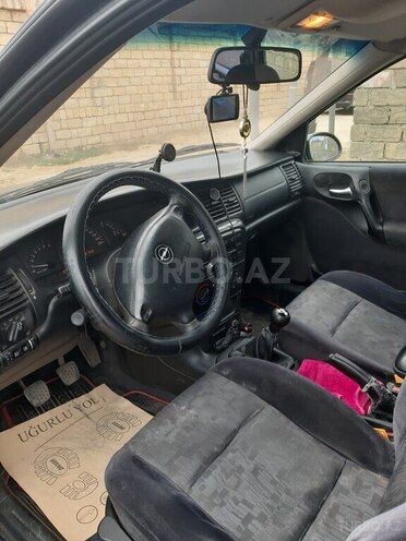 Opel Vectra 1999, 383,585 km - 1.6 l - Bakı