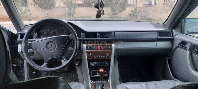 Mercedes E 300 1994, 455,000 km - 3.0 l - Bakı